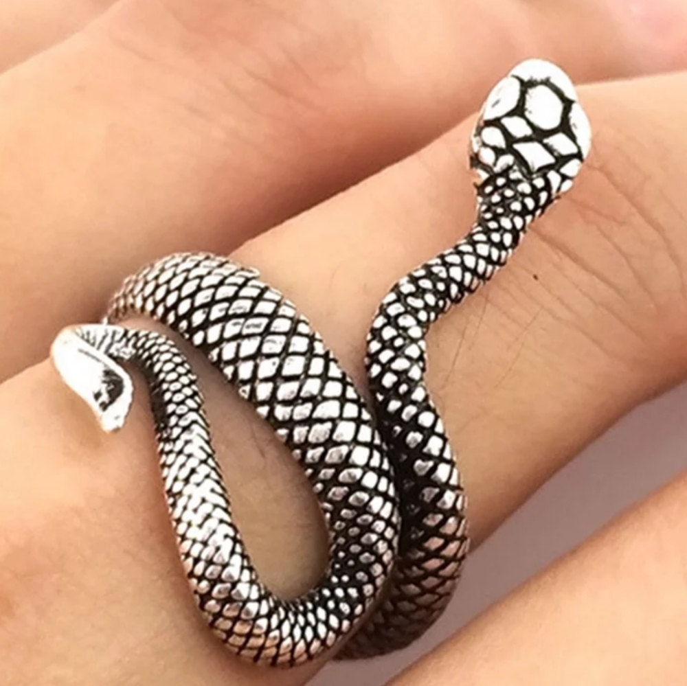Unique Silver & Black Snake Punk Adjustable Ring - Picture 2 of 4
